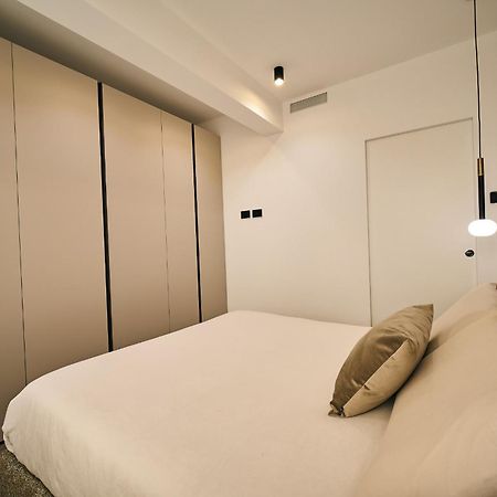 Picasso Golden House Next To Duomo Apartment Milano Exterior foto